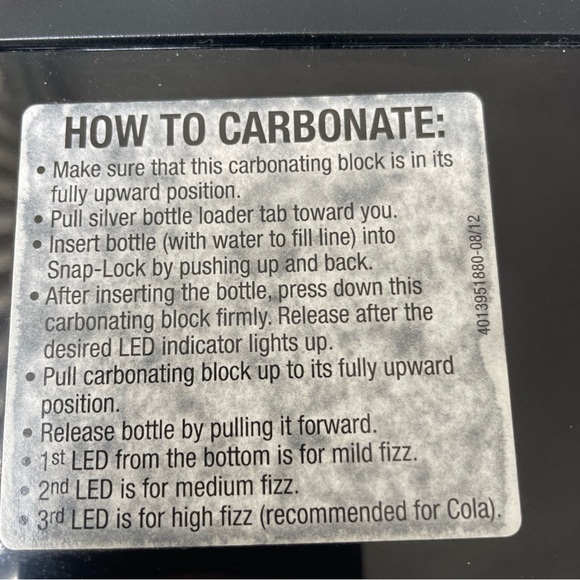 Sodastream Source SRA-001 Soda Sparkling Water Maker, Black EMPTY TANK + Bottle - Picture 14 of 15